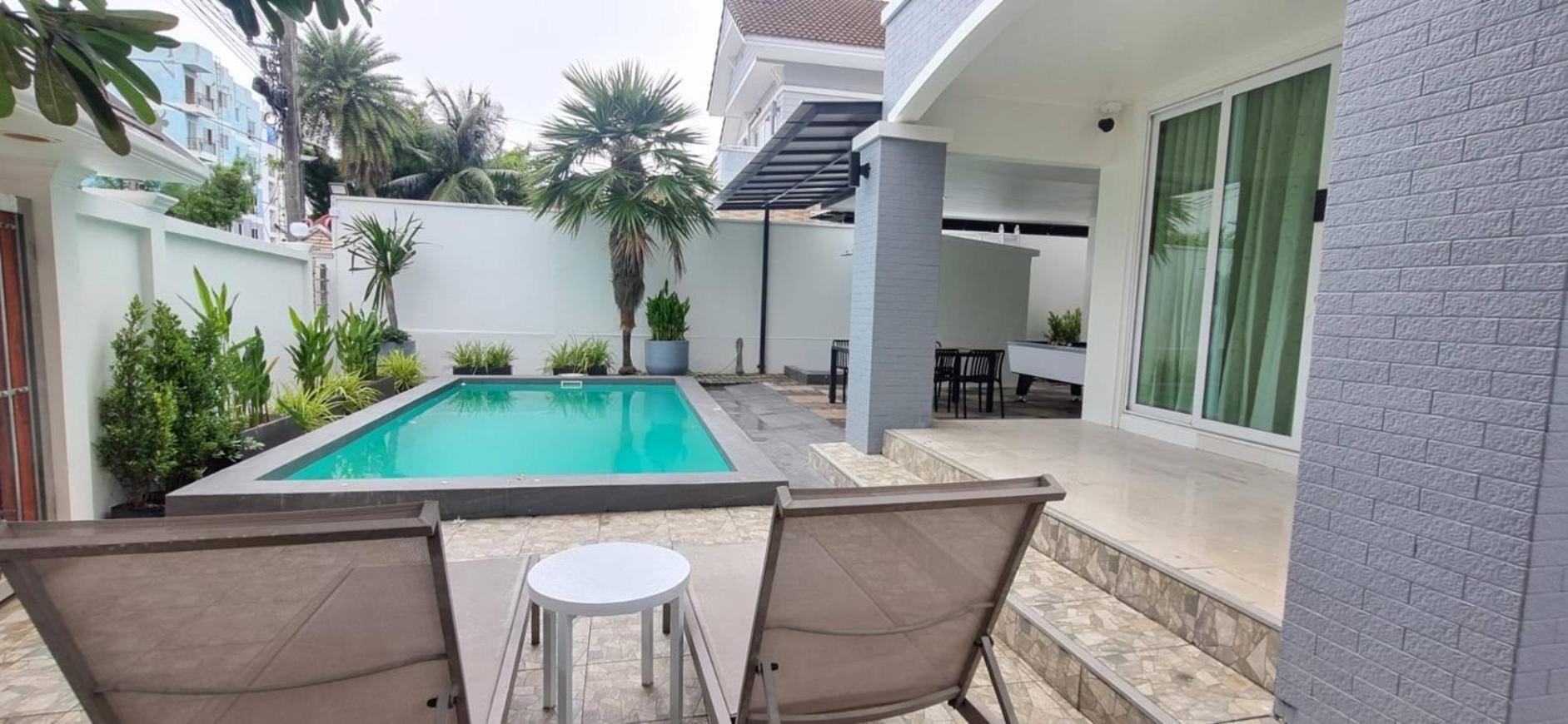 Villa 7Br Grand Pool Villa In Heart Patong